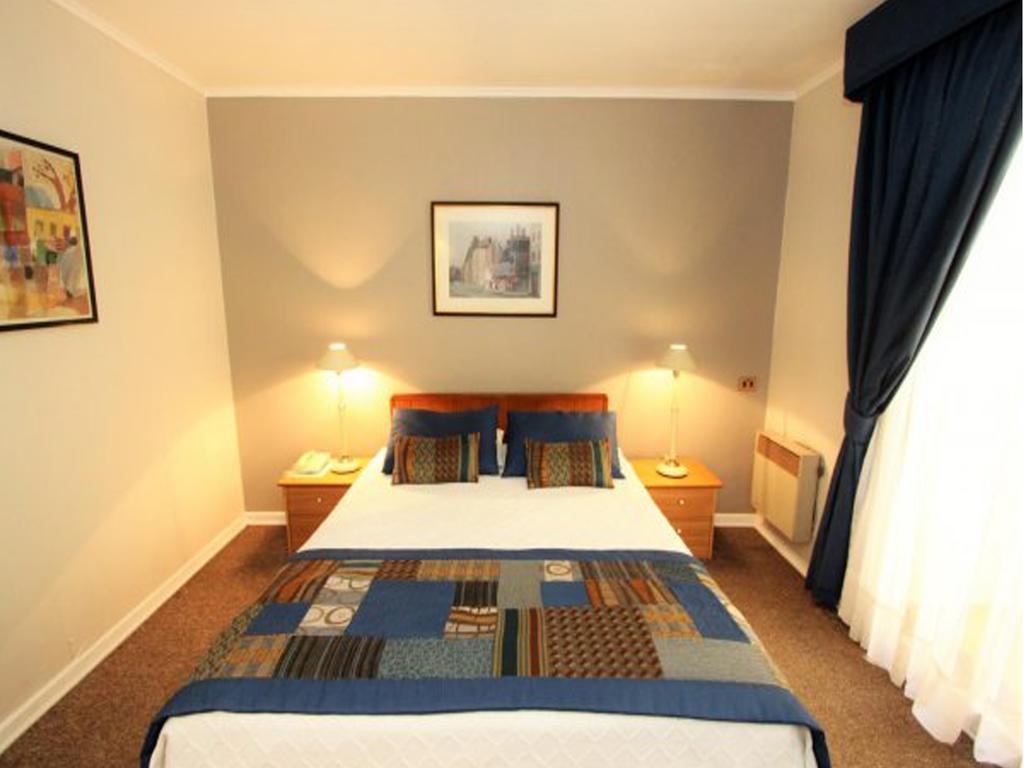 סנטיאגו Hotel El Vergel מראה חיצוני תמונה