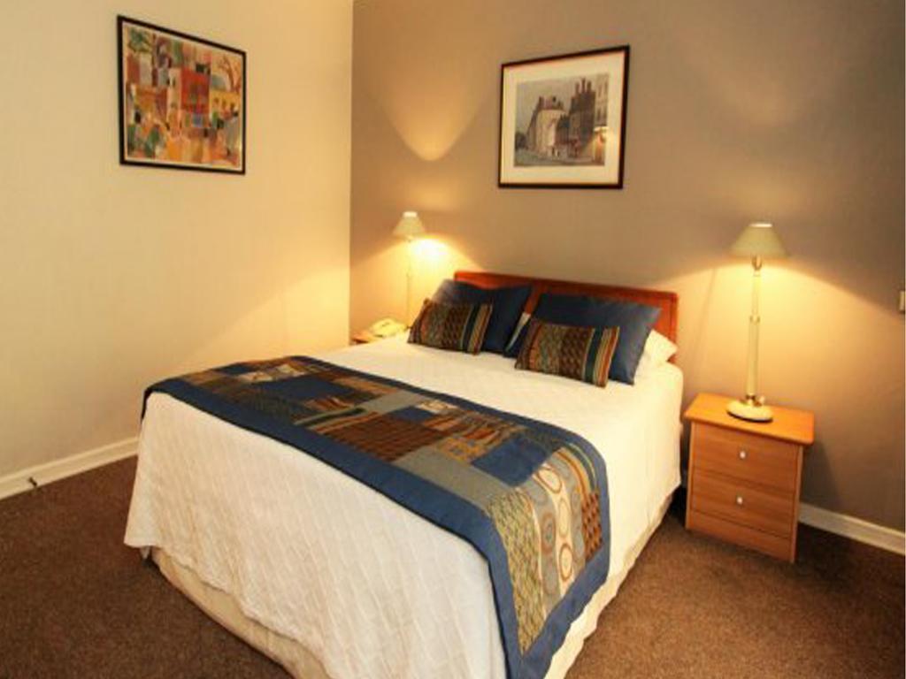 סנטיאגו Hotel El Vergel מראה חיצוני תמונה